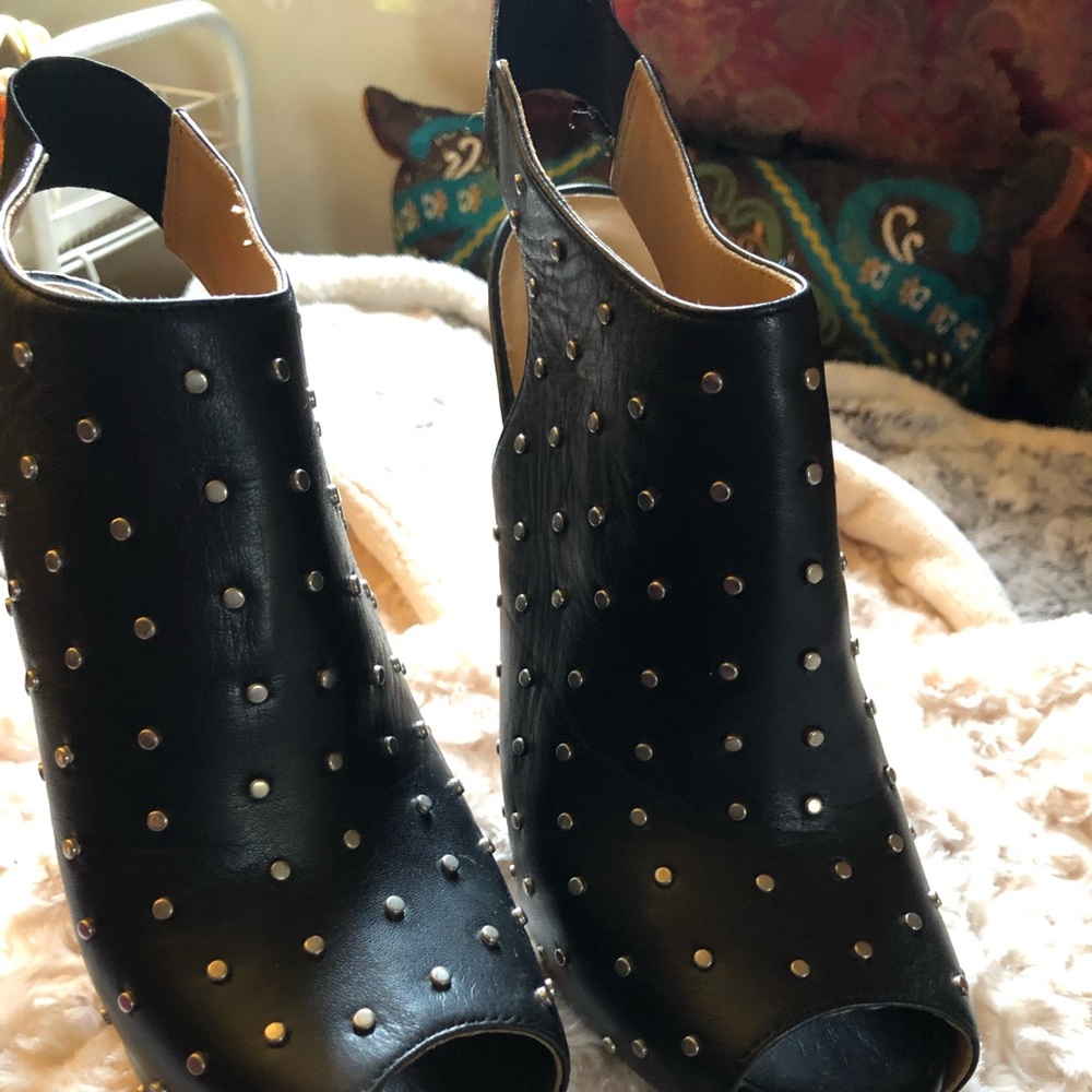 Booties/open toe - Picture 3 of 3